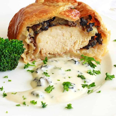 Chicken Wellington, Caramelised Onion Tart, Onion Tart, Morel Mushrooms, Parmesan Cream Sauce, Morel Mushroom, Like Chicken, Poultry Recipes, Mushroom Recipes