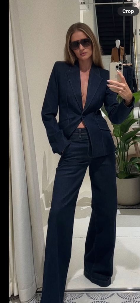 Denim Blazer Outfit, Dark Blue Outfit, Rosie Huntington Whitely, Blazer Outfit, Blazer Jeans, Grown Women, Double Denim, Denim Blazer, Blue Outfit