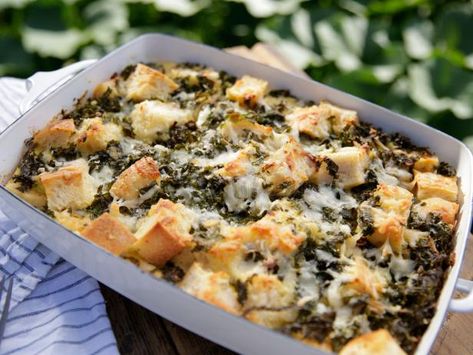 Kale Breakfast Casserole, Kale Breakfast, Girl Meets Farm, Baked Meals, Cheese Strata, Food Network Canada, Breakfast Recipes Casserole, Make Ahead Breakfast, Casserole Recipe