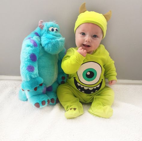 Michael Darling, Newborn Halloween Costumes, Toy Story Movie, Newborn Halloween, Monthly Pictures, Cute Babies Photography, Boy Halloween Costumes, Foto Baby