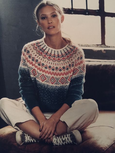 Lopi Sweater Pattern, Jaquard Design Pattern, Fairisle Jumper, Fair Isle Jumper, Fair Isle Pullover, Norwegian Knitting, Norwegian Sweater, Icelandic Sweaters, Nordic Sweater