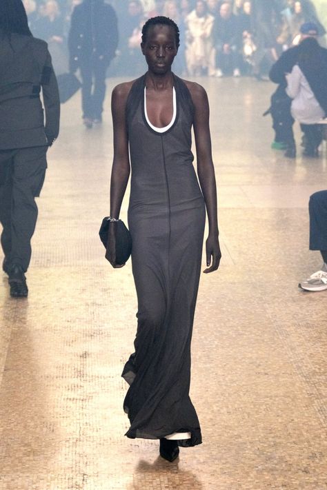 2025 Fashion, Show Collection, Fashion Show Collection, Helmut Lang, Fall 2024, New York Fashion, Runway Fashion, Fashion News, Photo Image