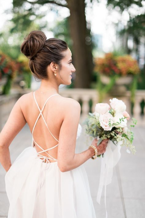 Top Bun Bridal Hair, Bridal Hair Top Knot, Top Knot Bridal Hair, Wedding Top Bun Hairstyles, Top Bun Wedding Hairstyles, Wedding Top Knot Hair, Bridal Top Bun, Top Bun Wedding Hair, Bridal Top Knot