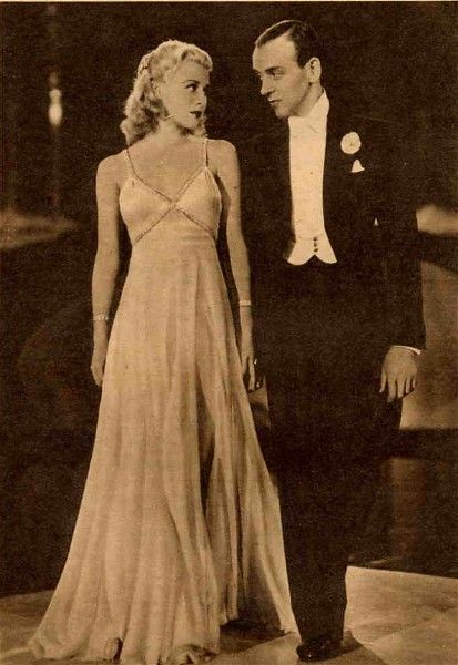 Fred Astaire And Ginger Rogers, Fred Astaire Dancing, Fred And Ginger, Ginger Rogers, Vintage Versace, Old Hollywood Stars, Fred Astaire, After Life, Never Gonna