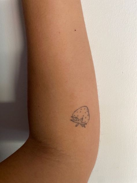 Color Stick And Poke Tattoo, Simple Stamp Tattoo, Dainty Strawberry Tattoo, Strawberry Fields Forever Tattoo, Fine Line Strawberry Tattoo, Small Fruit Tattoos, Tiny Strawberry Tattoo, Red Strawberry Tattoo, Artsy Tattoo Ideas