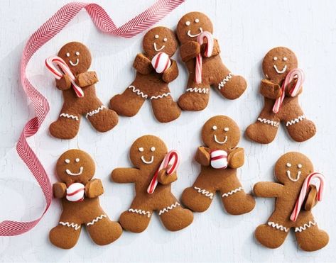 Bring a smile to everyone’s Christmas holiday with these adorable gingerbread men. Christmas Confections, Candy Cane Gingerbread, Gingerbread Cookies Decorated, Mini Candy Canes, Ginger Bread Cookies Recipe, Man Cookies, Pumpkin Spice Syrup, Gingerbread Man Cookies, Christmas Celebration