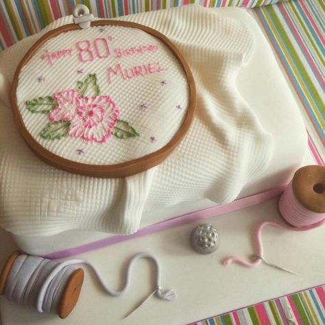 Cross-stitch cake Brush Embroidery Cake, Sewing Cake, Stitch Cake, Brush Embroidery, Icing Techniques, Cake Decorating Frosting, Big Cakes, Cakes For Women, Buttercream Recipe