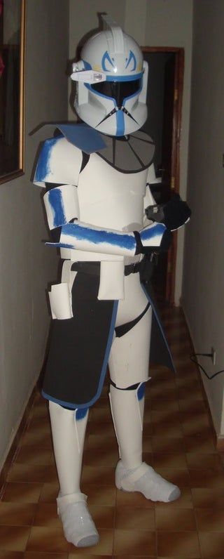 CloneTrooper EVA Costume - Captain Rex : 11 Steps - Instructables Halloween Costumes For Sisters, Armor Diy, Clone Trooper Armor, Rex Costume, Easy College Halloween Costumes, Best Group Halloween Costumes, Unique Couple Halloween Costumes, Captain Rex, Best Friend Halloween Costumes