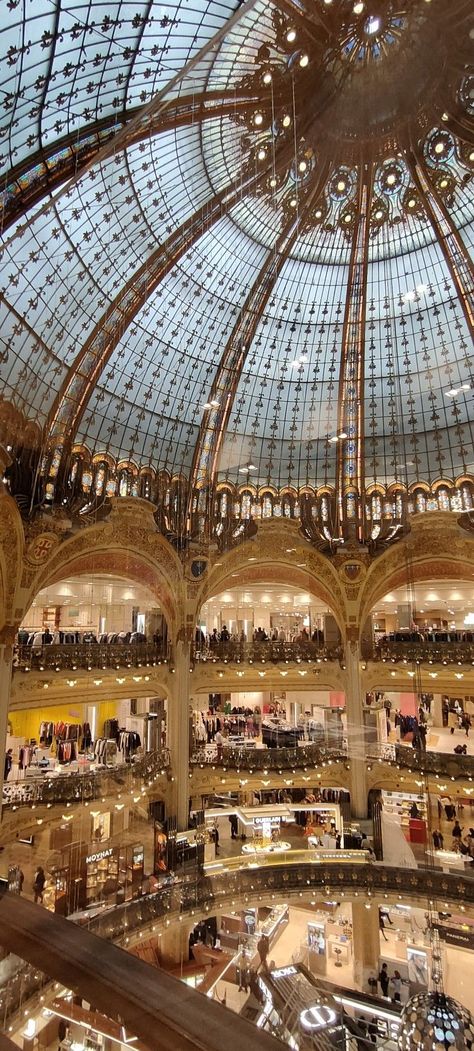 Lafayette Galeries Paris, Girly City Aesthetic, National Archives Museum Paris, Paris Aethestic, Paris Aesthetic Shopping, La Marais Paris, Trip To Paris Aesthetic, Shopping In Paris Aesthetic, Paris Asthetics Photos