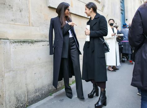 Barbara Martelo, Paris Streets, Zara Shop, Long Quilted Coat, Style Rut, Vogue France, Faux Shearling Coat, Burberry Trench Coat, Paris Fashion Week Street Style