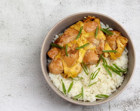 Oyakodon Recipe: How to Make an Egg and Chicken Rice Bowl - 2021 - MasterClass Oyakodon Recipe, Chicken Rice Bowl, Japanese Chicken, Basic Japanese, Chicken Rice Bowls, Egg Bowl, Mexican Cooking, Asian Grocery, Japanese Dishes