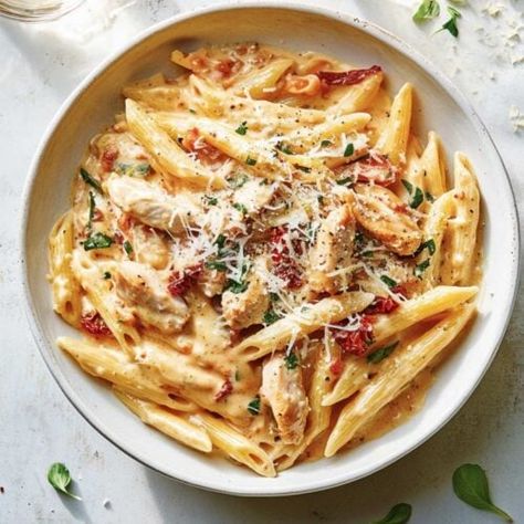 Creamy Marry Me Chicken Pasta | Cocina Republic Simple Cheap Recipes, Christmas Meal Ideas Dinner Main Dishes Easy Recipes, Cheap Dinners For Two, Christmas Entrees, Marry Me Chicken Pasta, Christmas Pasta, Cozy Recipes, Casserole Chicken, Simple Family Meals