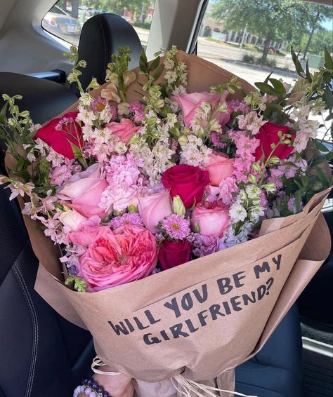 Girlfriend Proposal, Will You Be My Girlfriend, Boquette Flowers, Nothing But Flowers, Me As A Girlfriend, Flower Therapy, All I Ever Wanted, Beautiful Bouquet Of Flowers, My Girlfriend