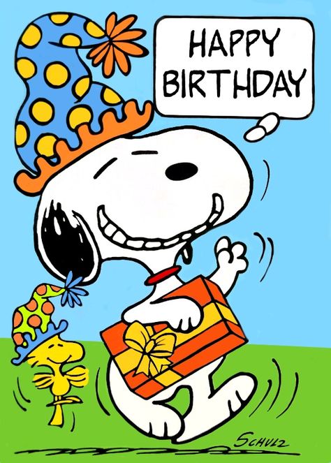 Peanuts Snoopy Birthday Cards, Snoopy Birthday Images, Happy Birthday Snoopy Images, Peanuts Happy Birthday, Peanuts Birthday, Funny Happy Birthday Song, Snoopy Birthday, Funny Happy Birthday Wishes, Happy Birthday Vintage