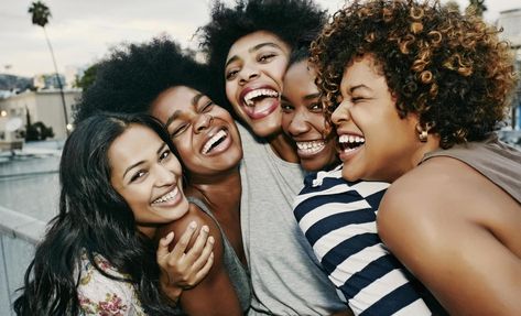 What Is Black Sisterhood, You Ask? Why It's The Unshakeable Bond That Keeps Us Going Sister Circle, Different Types Of People, Women Laughing, Unmarried Women, Behavioral Science, Middle Aged Women, Oldenburg, Single Girl, The Right Man