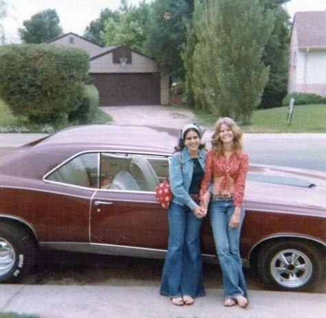 70s Real Photos, Pictures From The 70s Vintage, 1960s Country Fashion, 1970s Everyday Fashion, 70s Fashion Real Photos, Everyday 70s Fashion, 70s Street Style Vintage Photos, 70s Pictures Vintage, 70s Southern Aesthetic