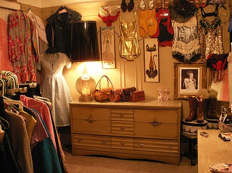 vintage dressing room by sveetcouture, via Flickr Vintage Dressing Room, Vintage Dressing Rooms, Closet Interior, Dream Dressing Room, Boutique Furniture, Room Wardrobe, Wardrobe Clothing, Dressing Design, Frame Lamp