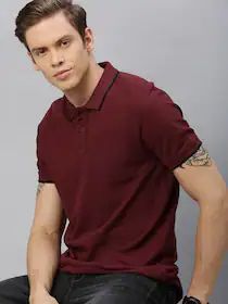 Men T-Shirts Maroon Polo Shirt, Polo Shirt Outfit Men, Round V Neck, Trendy Caps, Polo Tshirts, Polo Shirt Outfits, Shirt Outfit Men, Outfit Work, Collar T Shirt