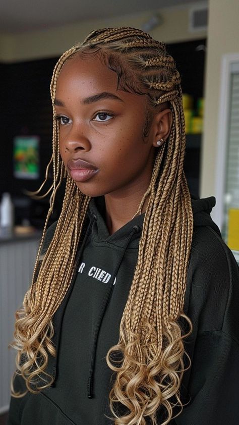 #pinterest #hair #black #beauty S Medium Knotless Braids With Curls, Layered Knotless Braids Curly Ends, Loose Ends Braids, Mid Length Box Braids With Curly Ends, Blonde Braids Curly Ends, Blond Braids Hairstyles, Caramel Braids Black Women, Honey Blonde Braids On Dark Skin, Blonde Box Braids With Curly Ends