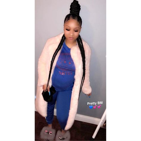 @joiladonna.braids Cardi B Maternity Photos, Jania Meshell Pregnant, Taina Williams Maternity Photoshoot, Draya Michele Pregnant, Kash Doll Pregnant, Pregnancy Slay, Athletic Hairstyles, Baby Momma, Birthday Hair