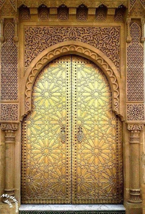 Islamic Backdrop, Turkish Doors, Islamic Door, Modern Arabic Interior, Living Room Designs India, Moroccan Doors, Moroccan Door, House Interior Design Styles, Mosque Art