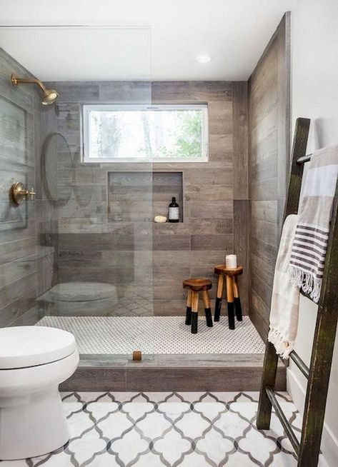 Makeover Kamar Mandi, Small Farmhouse Bathroom, Farmhouse Bathroom Design, Cozy Homes, Farmhouse Shower, Modern Farmhouse Bathroom, Boys Bathroom, Powder Rooms, Farmhouse Bathroom Decor