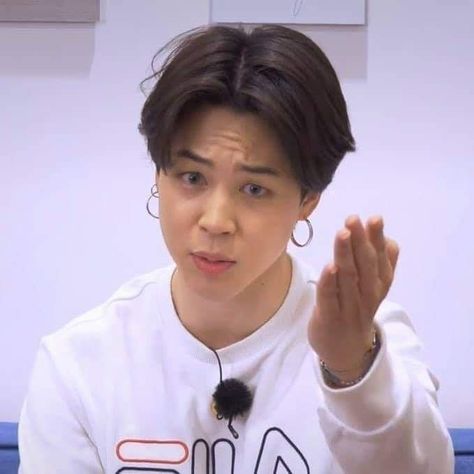 Jimin funny pics Indo Meme, Bts Derp Faces, Jimin Funny Face, Bts Emoji, Bts Meme Faces, Jimin Pictures, Jimin Funny, Jungkook Funny, Bts Reactions