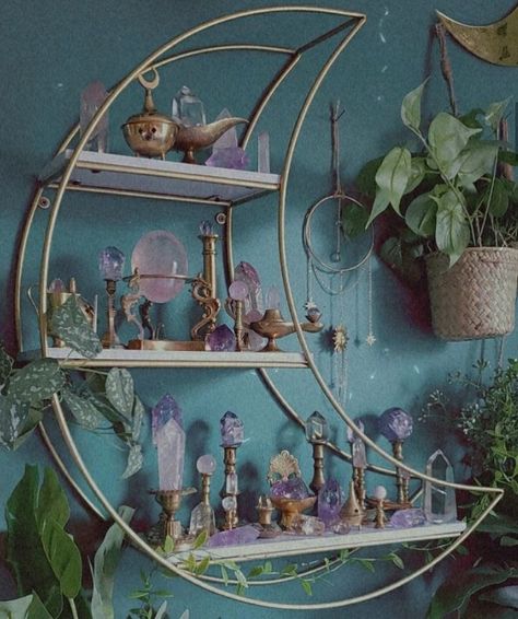 Witch Aesthetic Bedroom, Witch Bedroom Decor, Decor Home Bathroom, Witch Bedrooms, Crystal Bedroom, Moon Shelf, The Green Witch, Black Feature Wall, Dream Bedroom Inspiration