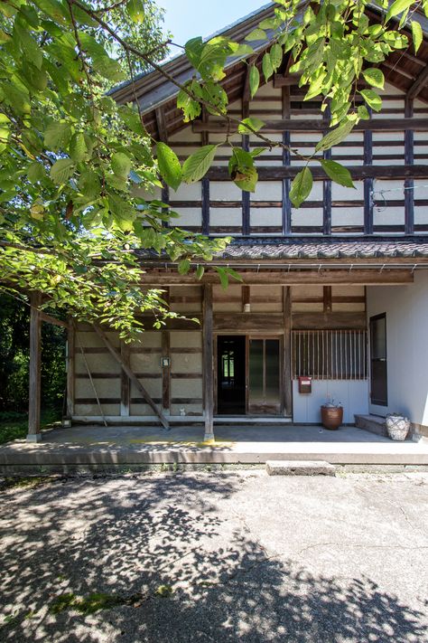 Minka House, Old Japanese House, Japanese Homes, Traditional Japanese Home, Japanese Houses, Traditional Japanese House, Kanazawa, Japanese Architecture, Rural Life