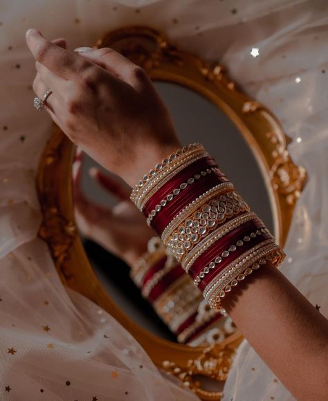 Company Instagram, Wedding Jewellery Designs, Bridal Jewelry Sets Brides, Wedding Jewelry Sets Bridal Jewellery, Bridal Jewellery Inspiration, Red Bangles, Bridal Chura, Fancy Jewelry Necklace, Indian Bridal Jewelry Sets