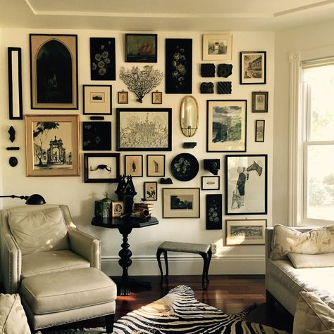 Moody Eclectic Gallery Wall, Gallery Wall Fillers, Black And Gold Gallery Wall, Gallery Wall Cottagecore, Bookish Gallery Wall, Moody Gallery Wall Ideas, Cute Academia Aesthetic, Moody Vintage Decor, Gallery Wall Black And White