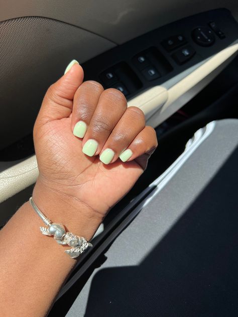 #Shorties #brownskin #nails #mintcolor #natural #naturalnails Short Mint Green Nail Ideas, Summer Shorts Nails, Short Mint Nails, Mint Short Nails, Pastel Green Nails Short, Mint Green Acrylics, Mint Green Short Nails, Sage Nails Short, Short Square Nails Green