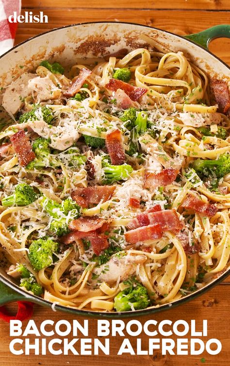 Keto Chicken Alfredo With Broccoli, Chicken Bacon Broccoli, Broccoli Chicken Alfredo, Chicken Alfredo With Broccoli, Keto Chicken Alfredo, Alfredo With Broccoli, Bacon And Broccoli, Baked Boneless Chicken Thighs, Bacon Broccoli