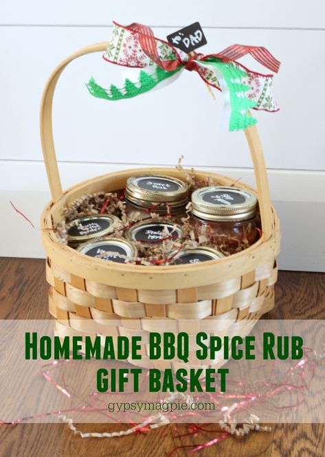 Diy Bbq Rub, Spice Gift Basket, Bbq Gift Basket, Diy Gift Bags Paper, Homemade Rubs, Spice Rubs, Bbq Kit, Bbq Spice, Diy Food Gifts