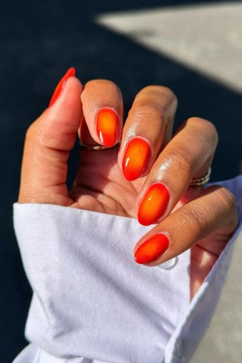 20 Ombré Nail Ideas For When You Can't Choose Just One Color | The Everygirl Sunset Nails, Summer Manicure, Best Nail Salon, Funky Nails, Nails Short, Manicure E Pedicure, Ombre Nails, Nail Trends, French Nails