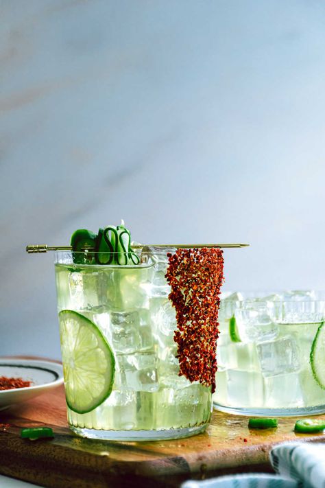 Limp Pickle Frozen Margarita, Tequila Drinks With Tajin, Tajin Margarita, Margarita Board, Cucumber Margarita Recipe, Spicy Cucumber Margarita, Mobil Bar, Spicy Cocktails, Friday Drinks