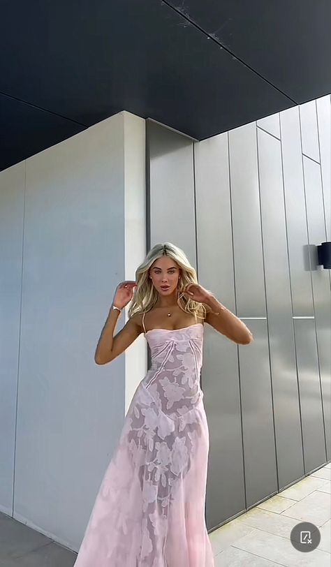 Senior Dresses, Deb Ball, 2 Princess, Prom Dress Inspo, Prom Poses, Deb Dresses, Slip Dresses, Prom Dress Inspiration, Pretty Prom Dresses