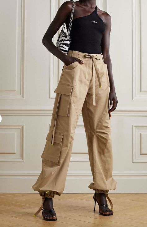 Cargo Pants Outfit Summer, Women Cargo Pants Outfit, Best Cargo Pants, Tapered Cargo Pants, Cargo Pants Outfit Men, Off White Belt, Cargo Pants Outfits, Off White Pants, Off White Clothing