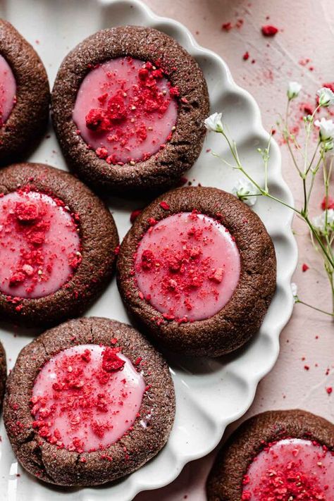 Strawberry Ganache, Strawberry White Chocolate, Chocolate Thumbprint Cookies, White Chocolate Ganache, Frozen Chocolate, Strawberry Flavor, Strawberry Chocolate, Sugar Cookie Dough, Thumbprint Cookies