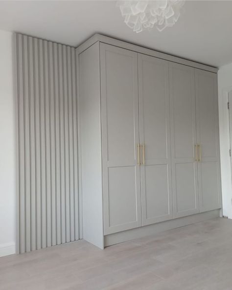 Light Grey Cupboards Bedroom, Painted Fitted Wardrobe Ideas, Sage Green Built In Wardrobe, Grey Dressing Room, Wardrobe Colour Ideas, Grey Wardrobe Bedroom, Grey Fitted Wardrobes, Fitted Wardrobe Ideas, Home Office Furniture Design