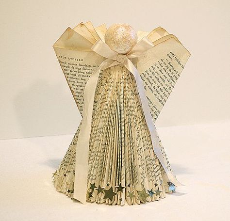 40 Delicate Book Project Ideas Worth Considering Vika Papper Jul, Folding Books, Origami Book, Old Book Crafts, Paper Angel, Recycled Books, Recycled Book, Angel Books, Folding Origami