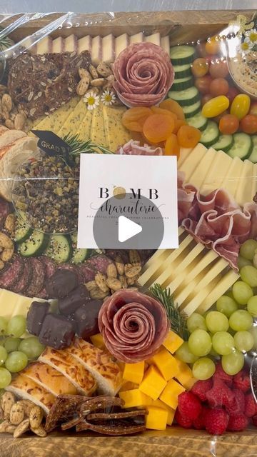 165 likes, 14 comments - bombcharcuterieJune 21, 2022 on : "For a long time I wrapped my boards with plastic food wrap. Switched it up to cellophane and love the crisp look! First off, make sure ..." Charcuterie Board Packaging Ideas, Boxed Charcuterie Board, My Boards, Saran Wrap, Your Pretty, Packing Tape, Plastic Wrap, Thanks For Watching, Pretty Food