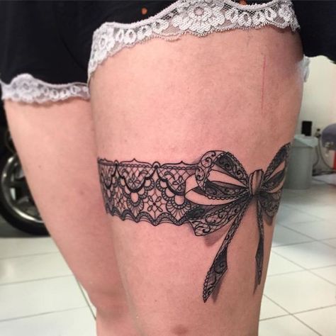 Small Bow Tattoos, Garter Tattoos, Lace Garter Tattoos, Thigh Garter Tattoo, Back Of Thigh Tattoo, Bow Tattoos, Lace Tattoos, Bow Tattoo Designs, Garter Tattoo