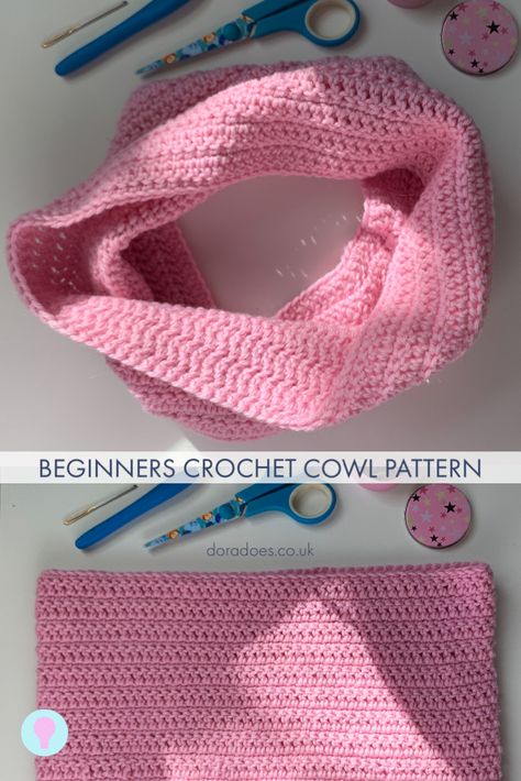 This easy crochet cowl is suitable for beginner crocheters with lots of guidance throughout the crochet pattern. Can be easily adjusted to crochet as a snood. Crochet Snoods, Crochet Cowl Beginner, How To Crochet A Snood, Free Snood Pattern, Crochet Snood Pattern, Simple Crochet Cowl Pattern Free, Snood Pattern Crochet, Snoods Crochet, Easy Snood Crochet Pattern