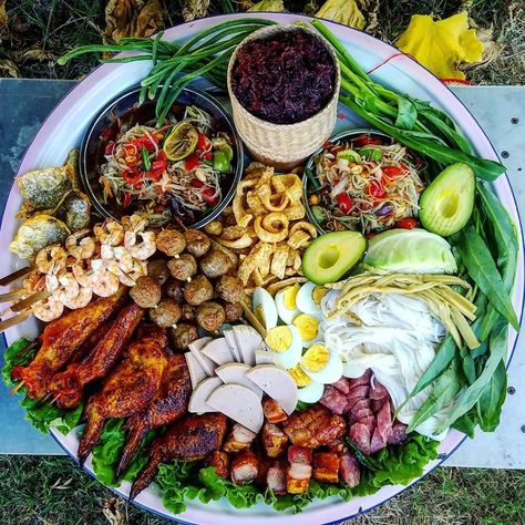 Thai Charcuterie Board, Asian Food Platter, Thai Food Charcuterie Board, Asian Food Board, Asian Grazing Board, Asian Food Charcuterie Board, Asian Grazing Table, Hmong Charcuterie Board, Asian Charcuterie Board Ideas