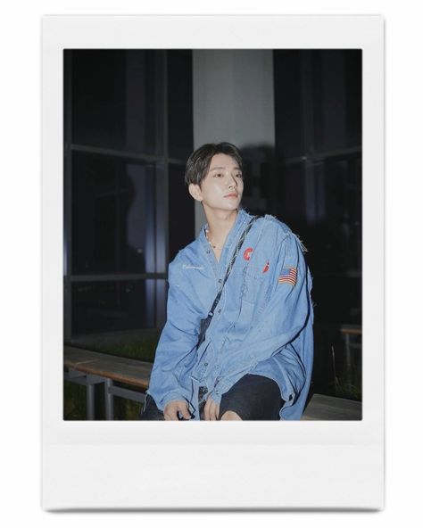 Hong Jisoo
Joshua Hong
Polaroid
Seventeen Joshua Polaroid, Joshua Seventeen, Joshua Hong, Polaroid Pictures, Seventeen Wallpapers, Polaroid Photos, Seventeen, Chef's Jackets, Bts