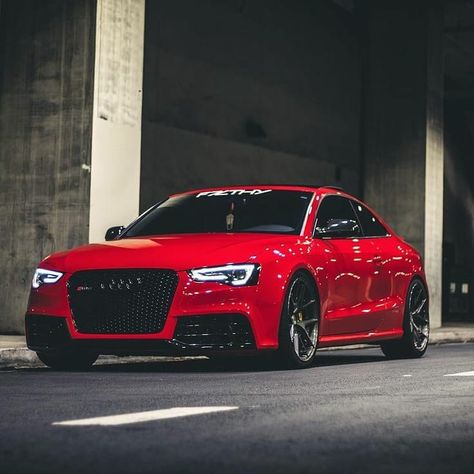 Audi 🇱🇹 🔑 on Instagram: “Bestial!! - - 🍑🍑🍑🍑🍑🍑🍑 - -…” Rs5 Audi, Red Audi, Audi Sports Car, Audi A, Audi Rs5, Lux Cars, Audi S5, Bentley Continental Gt, Audi Sport