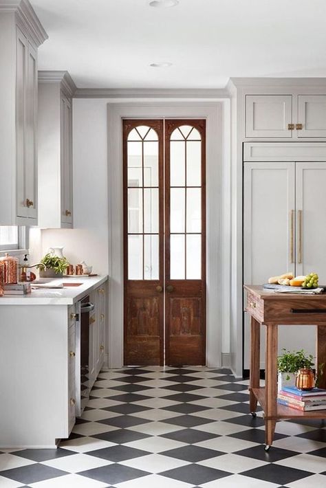 Joanna Gaines Kitchen, Checkered Floor, Fixer Upper Kitchen, Tudor Style Homes, Flooring Trends, Bathroom Design Inspiration, Kitchen Inspo, Fixer Upper, Kitchen Flooring