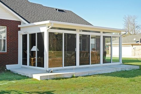 Sunroom Kits, Rustic Pergola, Porch Enclosures, Traditional Porch, Screened Porch Designs, Sunroom Addition, Three Season Room, Patio Enclosures, Sunroom Designs