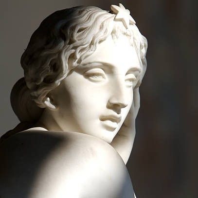 Sculpture Face, Memorial Sculpture, Womans Face, Piazza Del Duomo, Ancient Greek Sculpture, Anatomy Sculpture, Roman Statue, Lady Godiva, Classic Sculpture